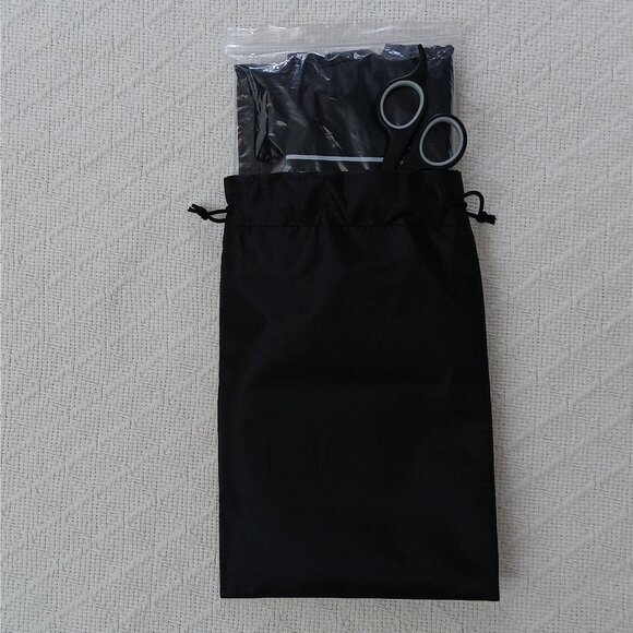 Wahl Hair Cutting Cape and Premium Barber Shears Set in Pouch Black - Picture 3 of 6